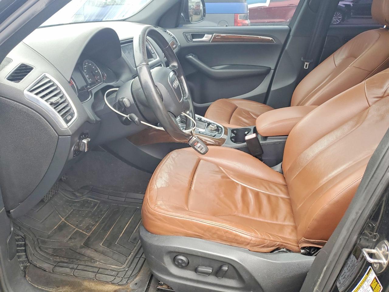 2010 Audi Q5 Premium Plus - Image 7