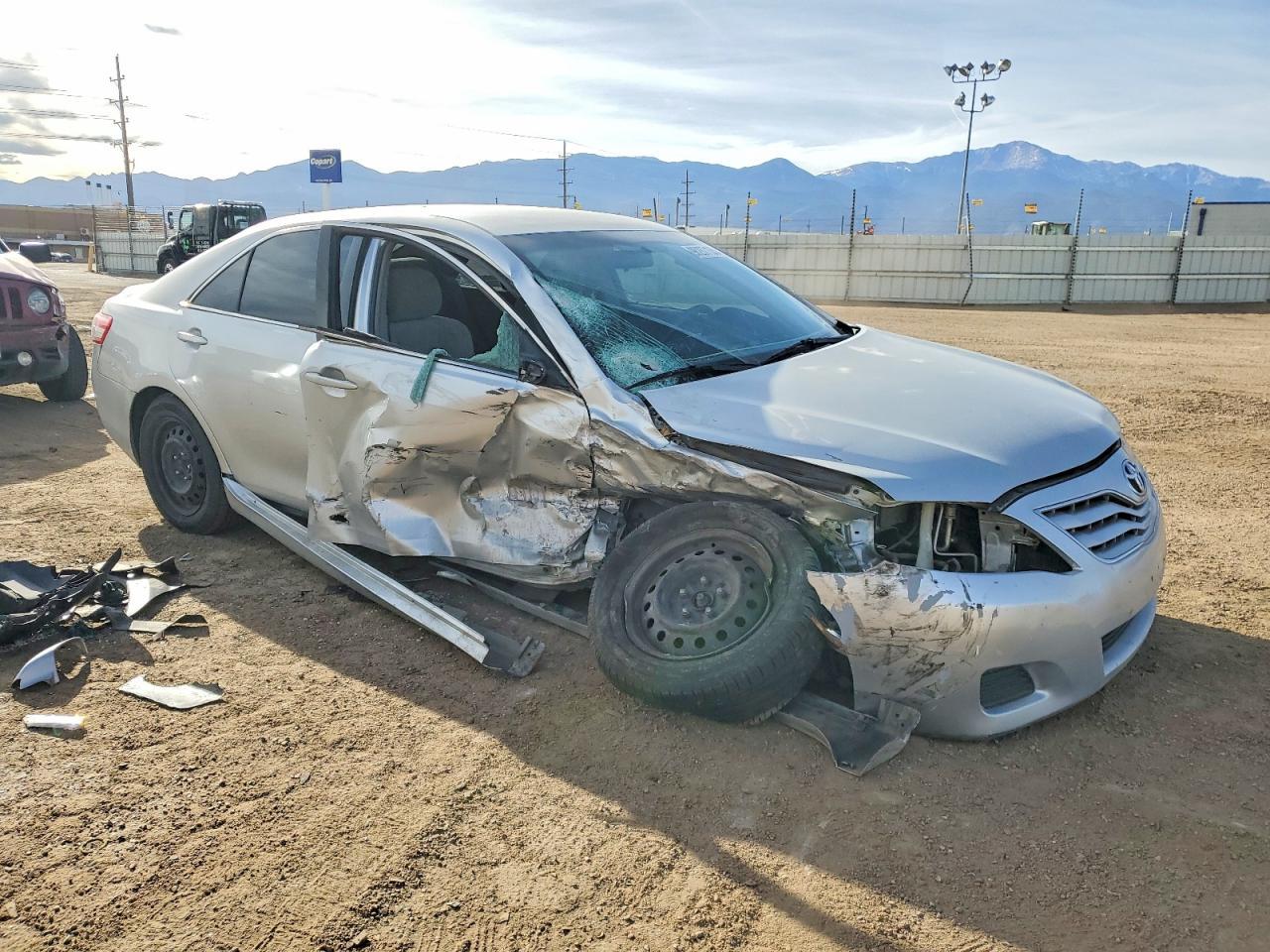 2011 Toyota Camry Base - Фото 4