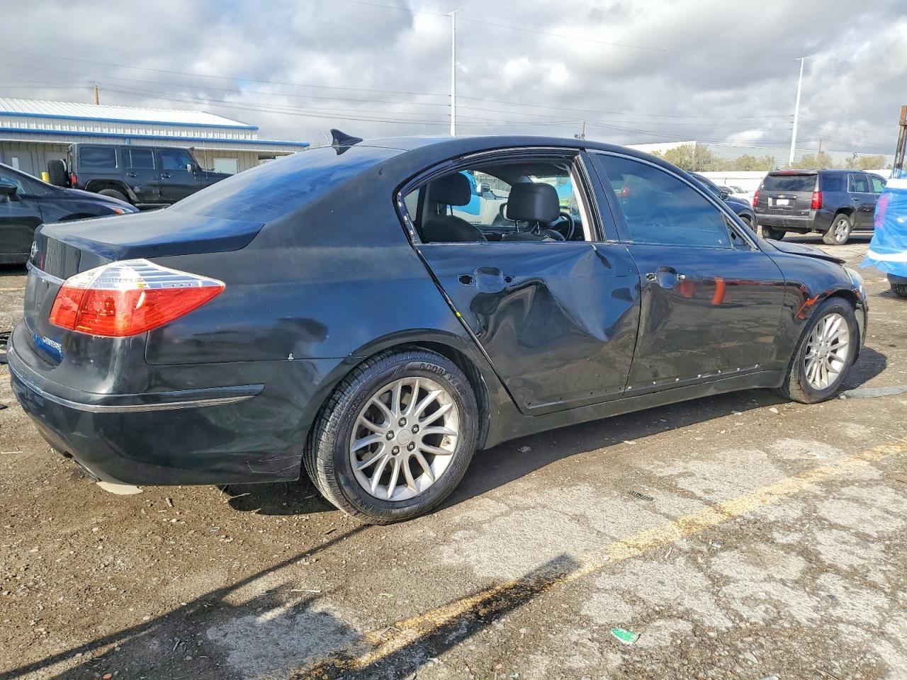 2009 Hyundai Genesis 3.8L - Фото 3