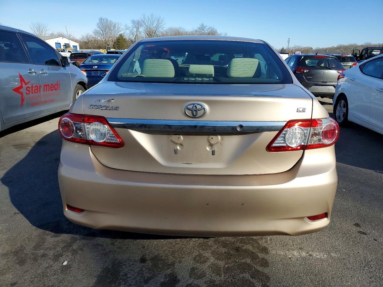 2012 Toyota Corolla Base - Фото 6