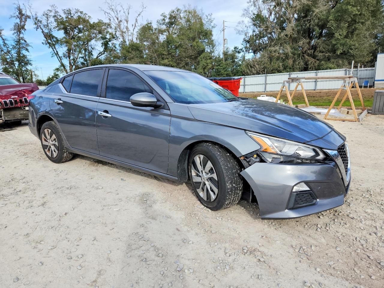 2020 Nissan Altima S - Фото 4