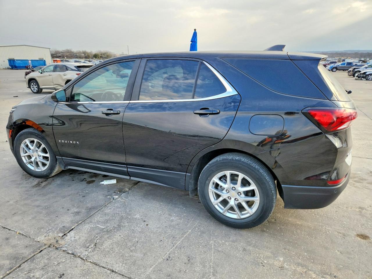 2022 Chevrolet Equinox Lt - Image 2