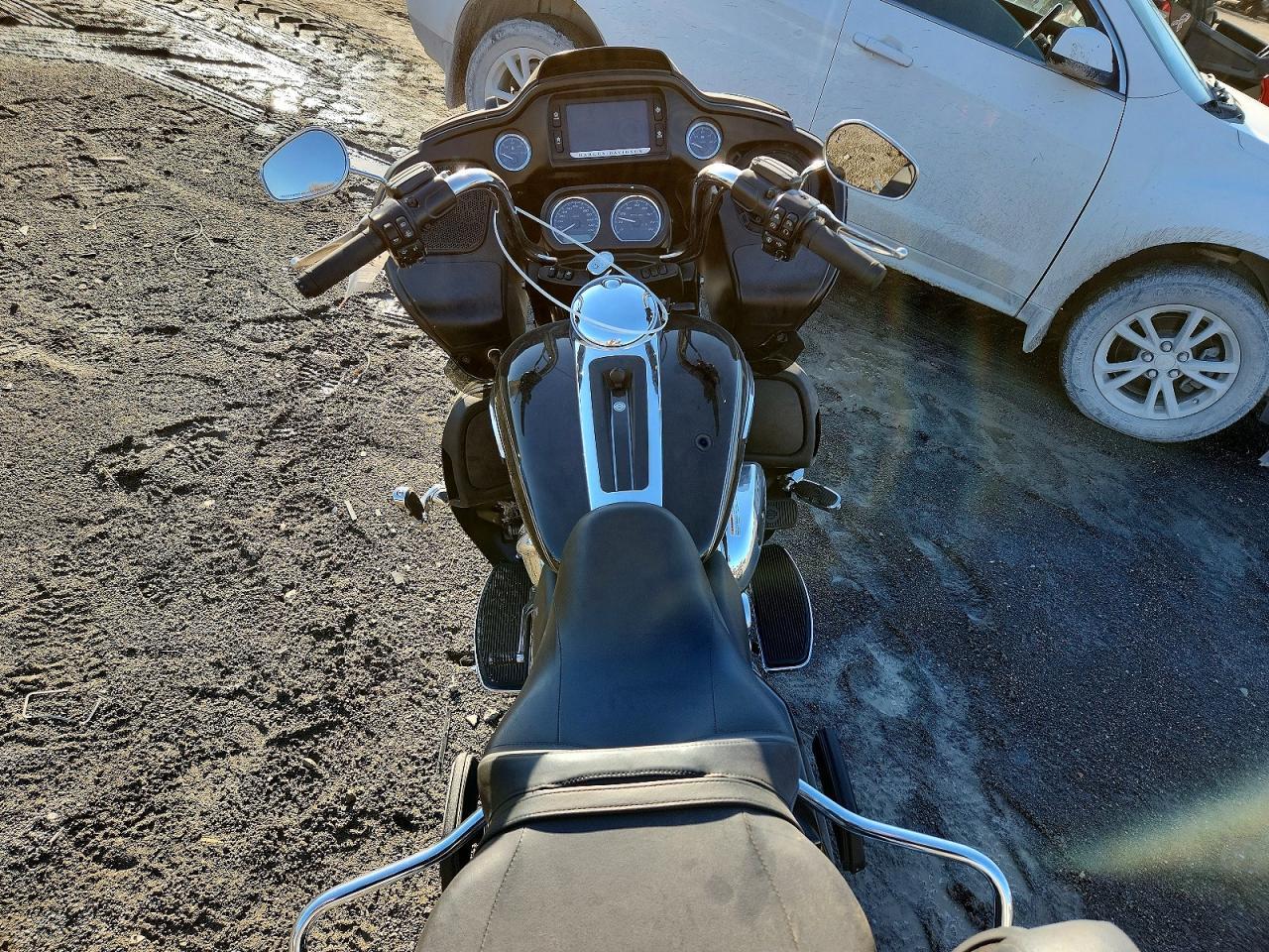 2017 Harley-Davidson Fltru - Фото 6