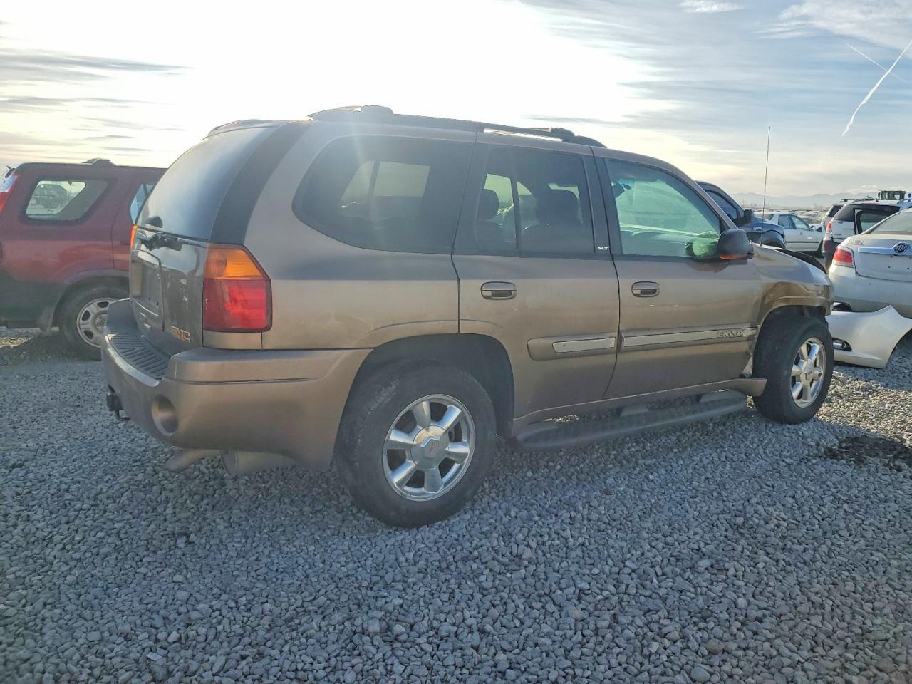 2003 GMC Envoy - Фото 3