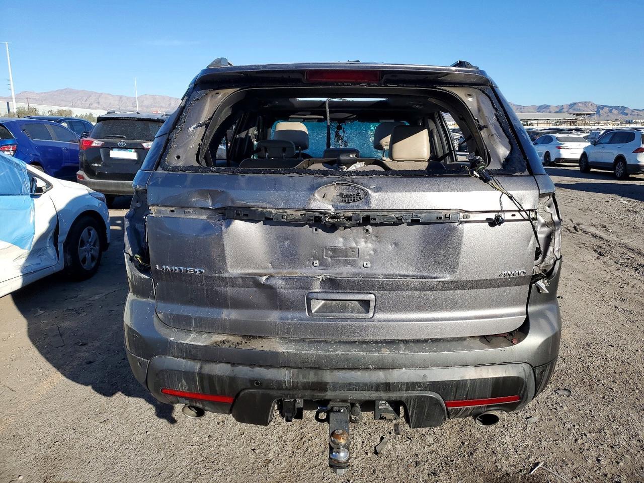 2014 Ford Explorer Limited - Image 6