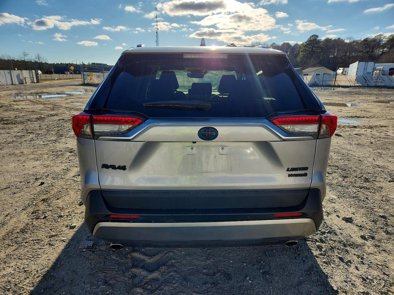 2022 Toyota Rav4 Limited - Фото 6