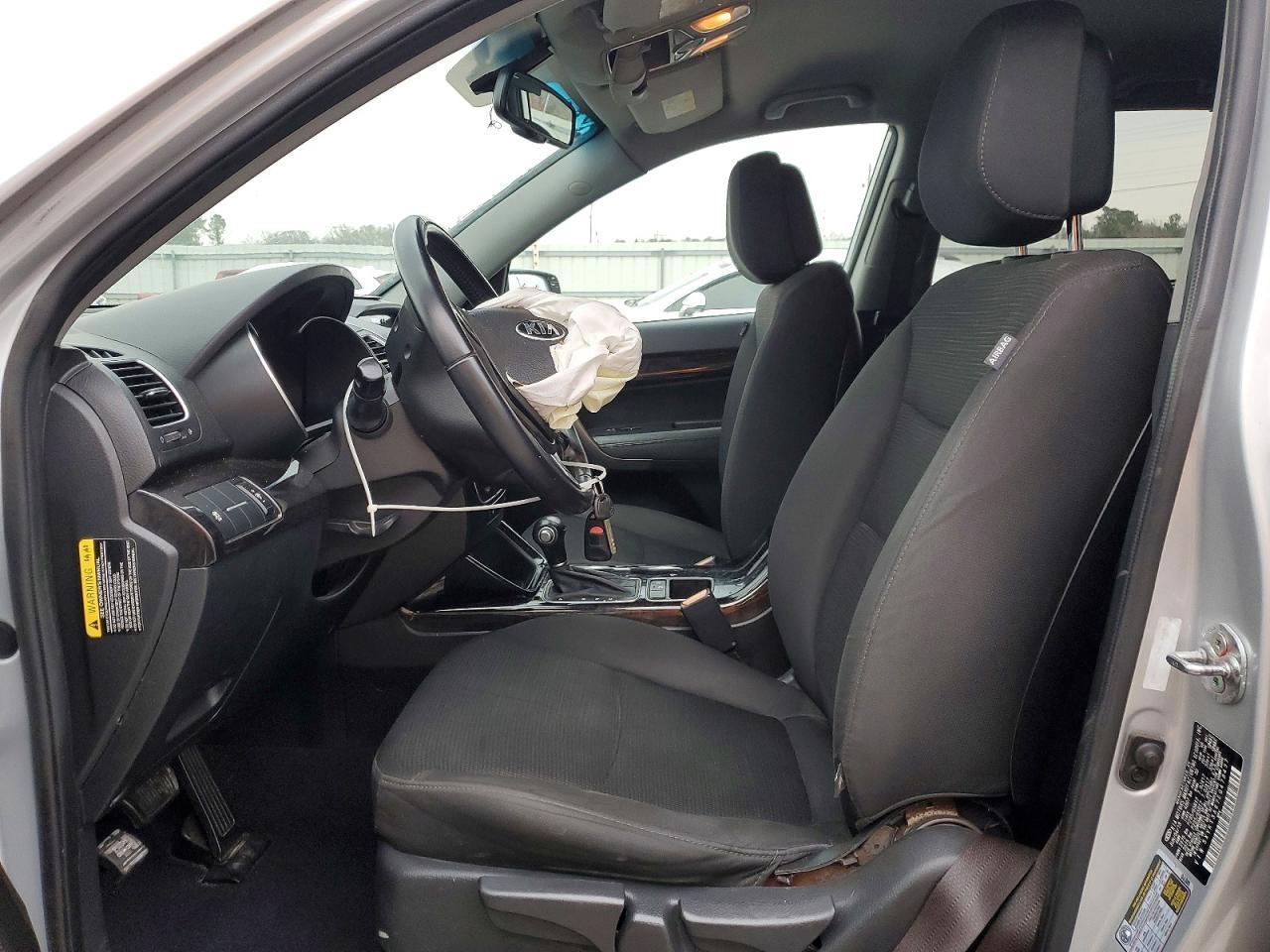 2014 Kia Sorento Lx - Image 7