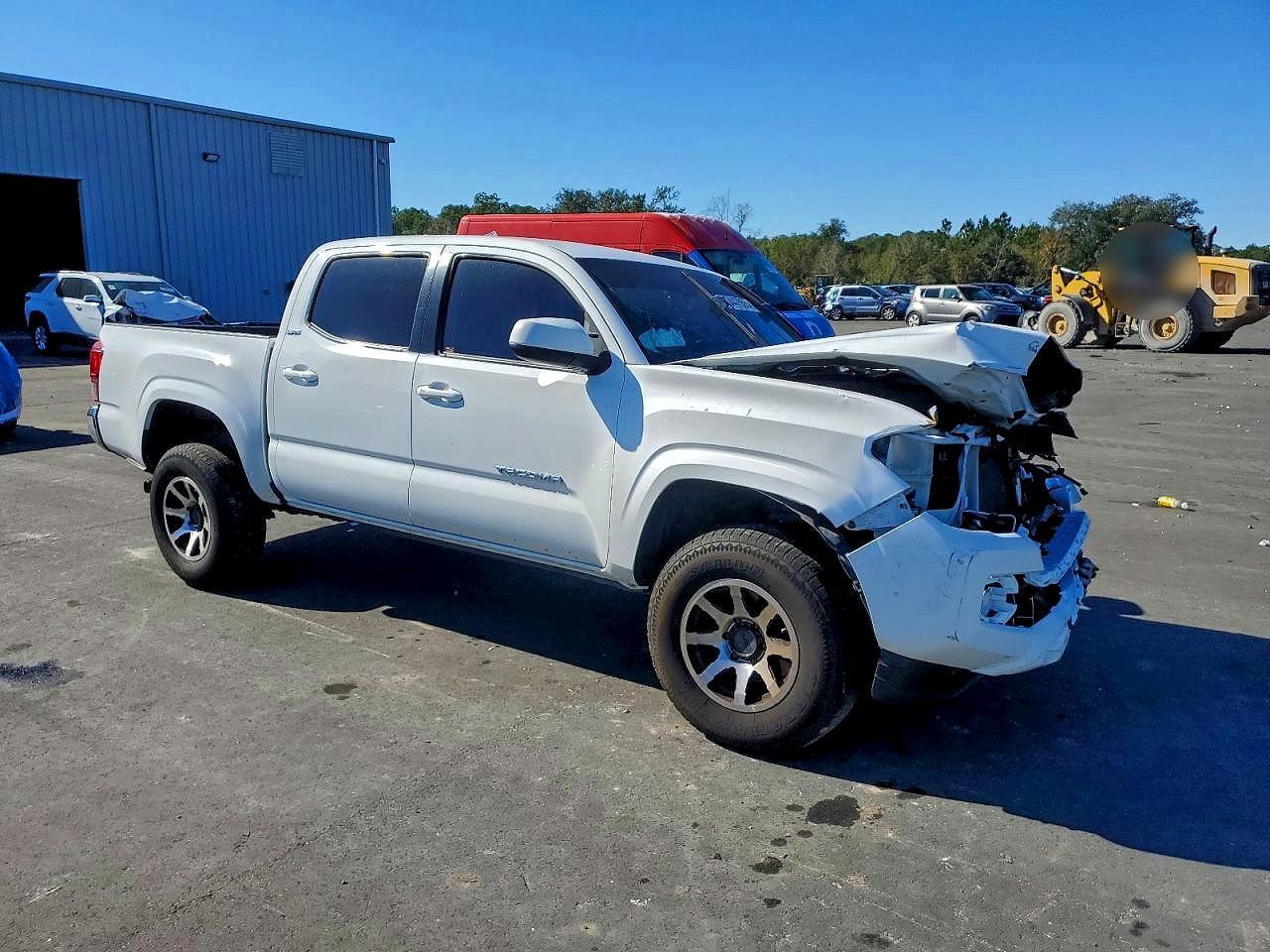 2020 Toyota Tacoma Double Cab - Фото 4