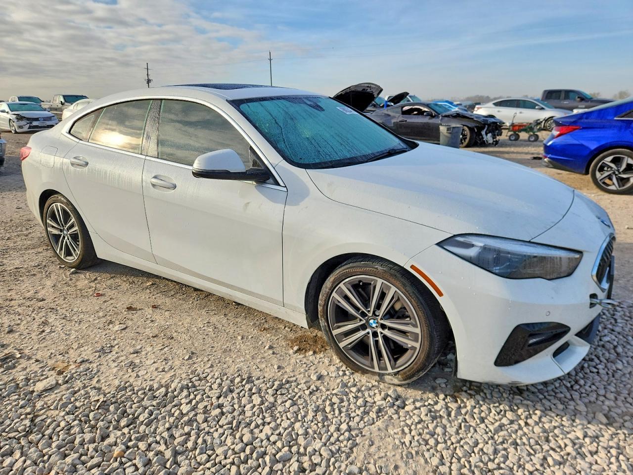 2020 BMW 228Xi - Фото 4