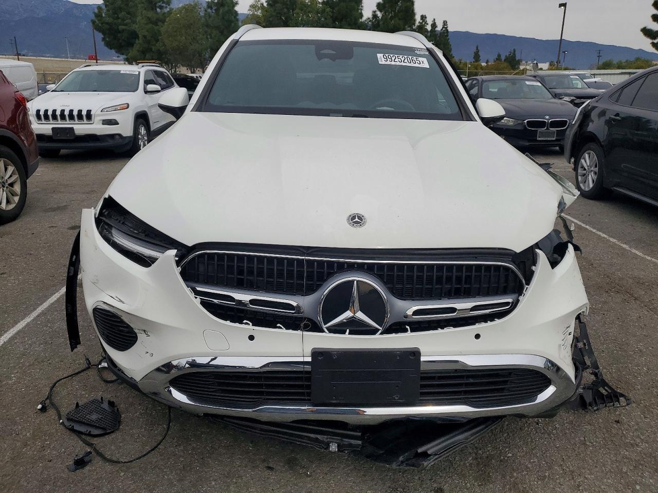 2025 Mercedes-Benz Glc 300 - Фото 5