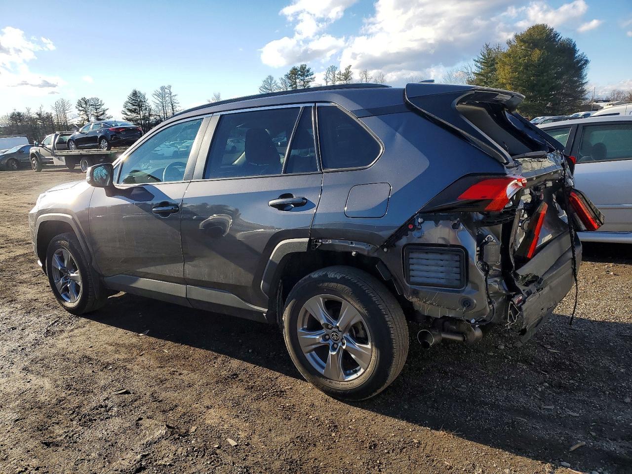 2022 Toyota Rav4 Xle - Фото 2