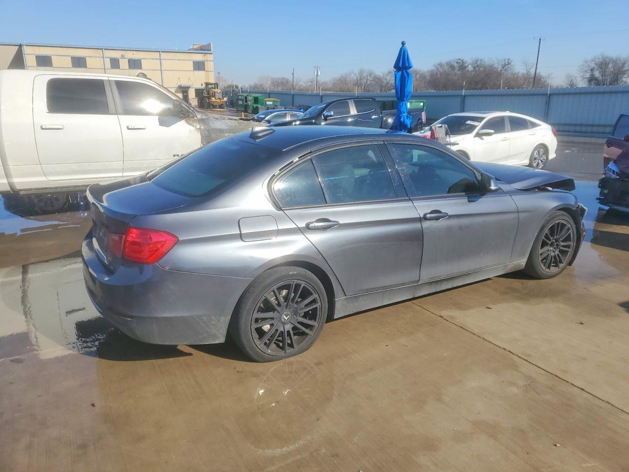 2013 BMW 328 I - Фото 3