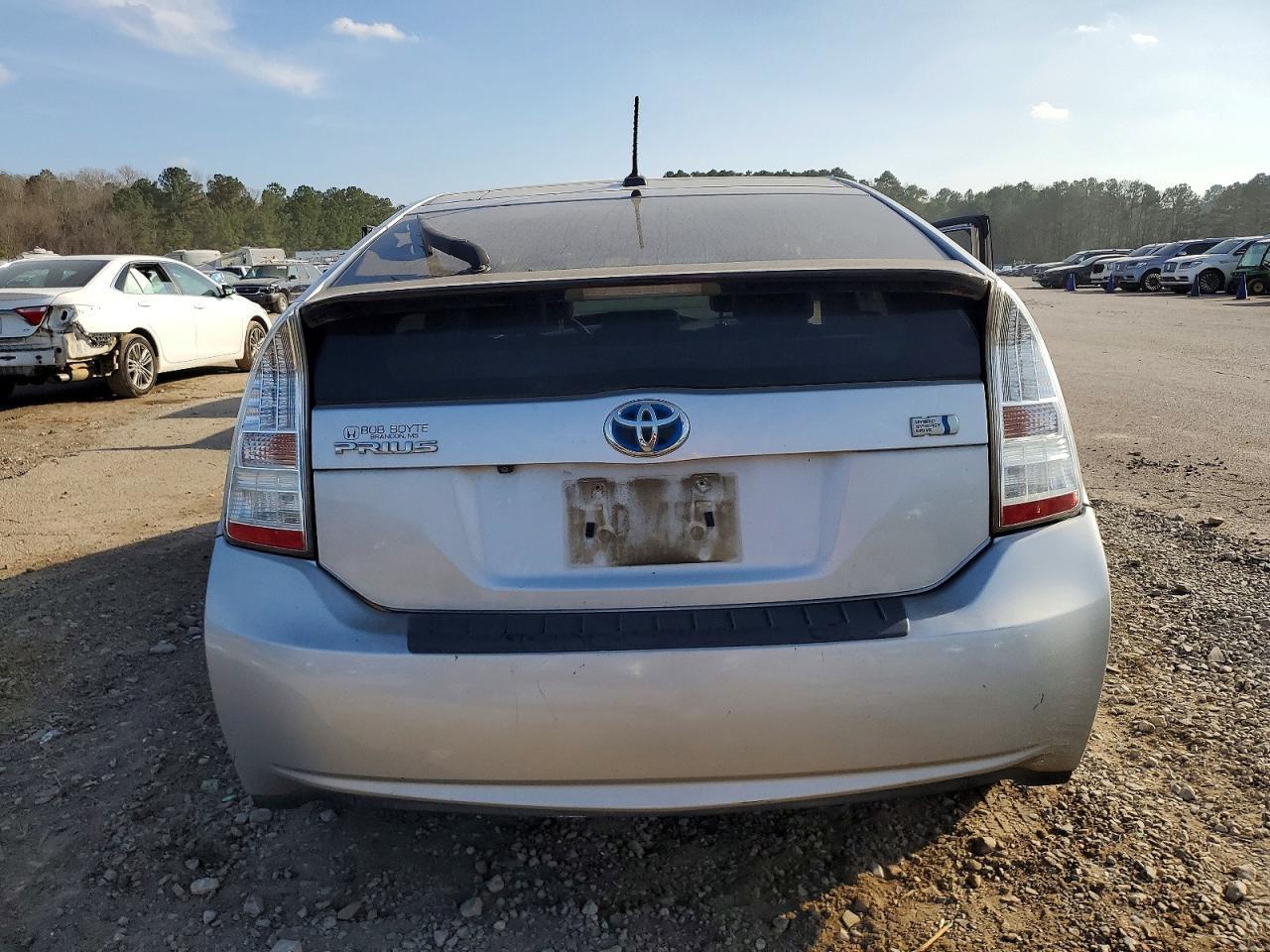 2011 Toyota Prius - Фото 6