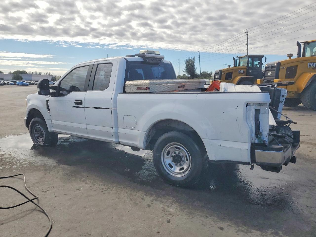 2020 Ford F250 Super Duty - Фото 2