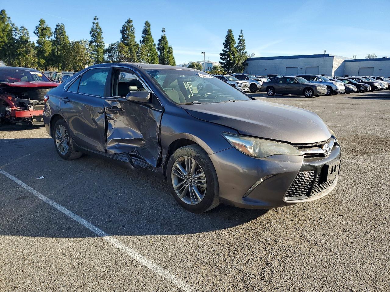 2017 Toyota Camry Le - Image 4