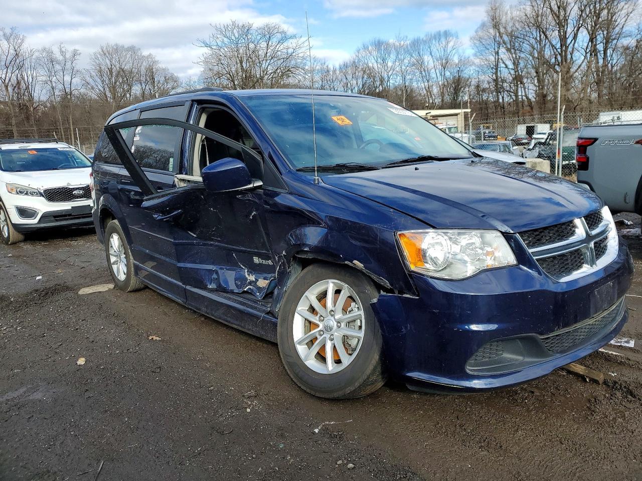 2016 Dodge Grand Caravan Sxt - Фото 4