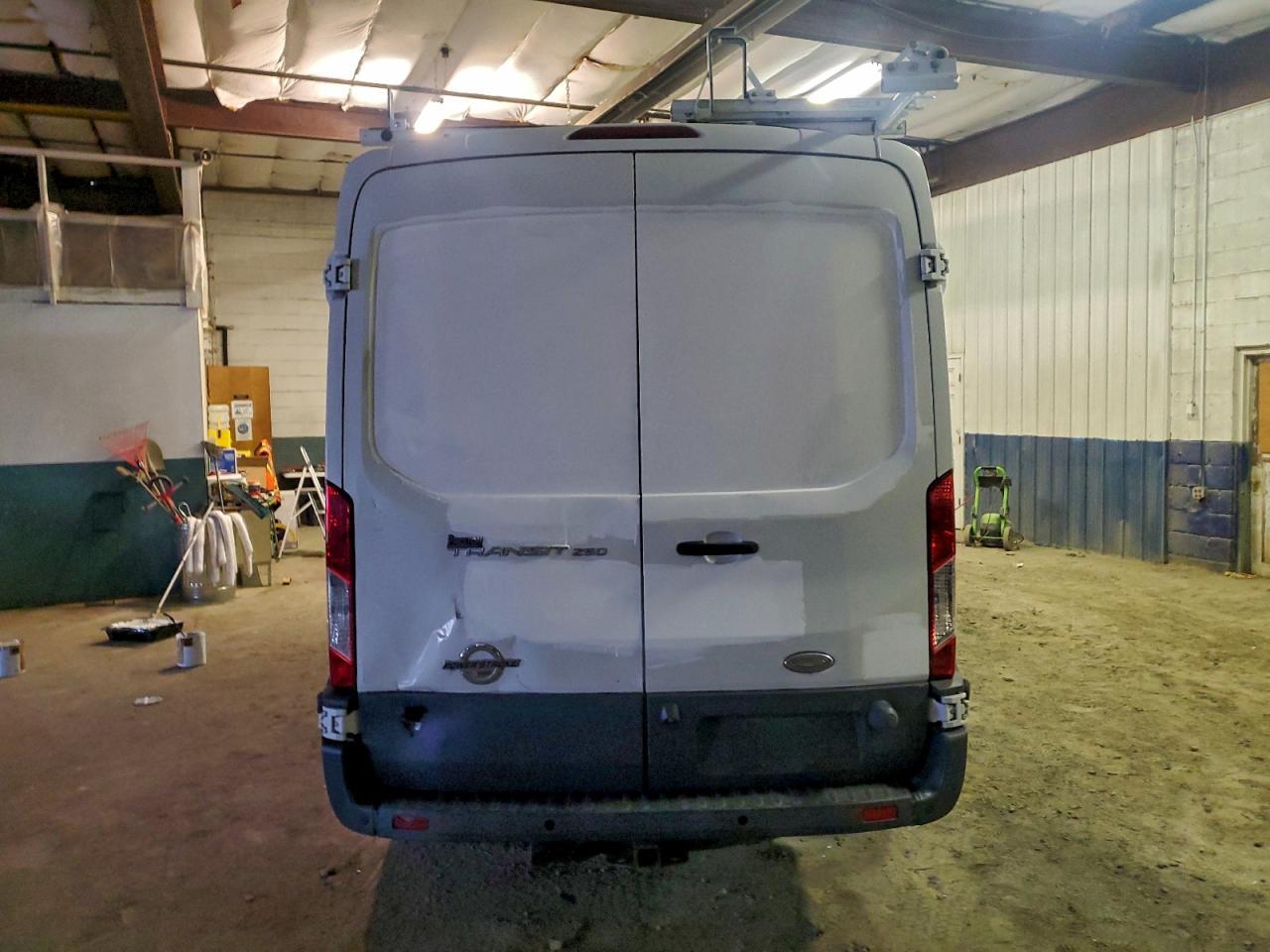 2015 Ford Transit 250 Utility / Service Van - Image 6