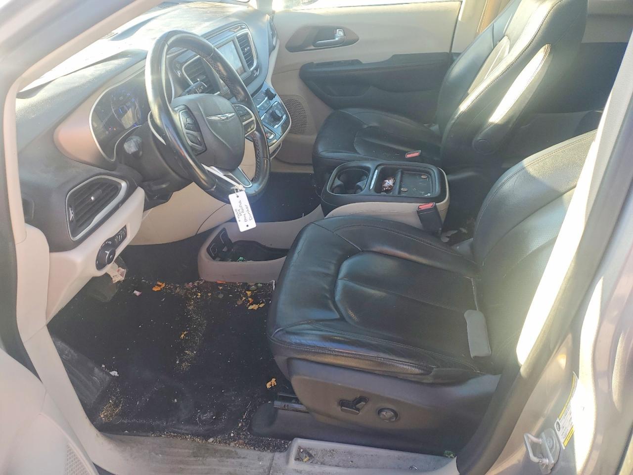 2018 Chrysler Pacifica Touring L - Фото 7