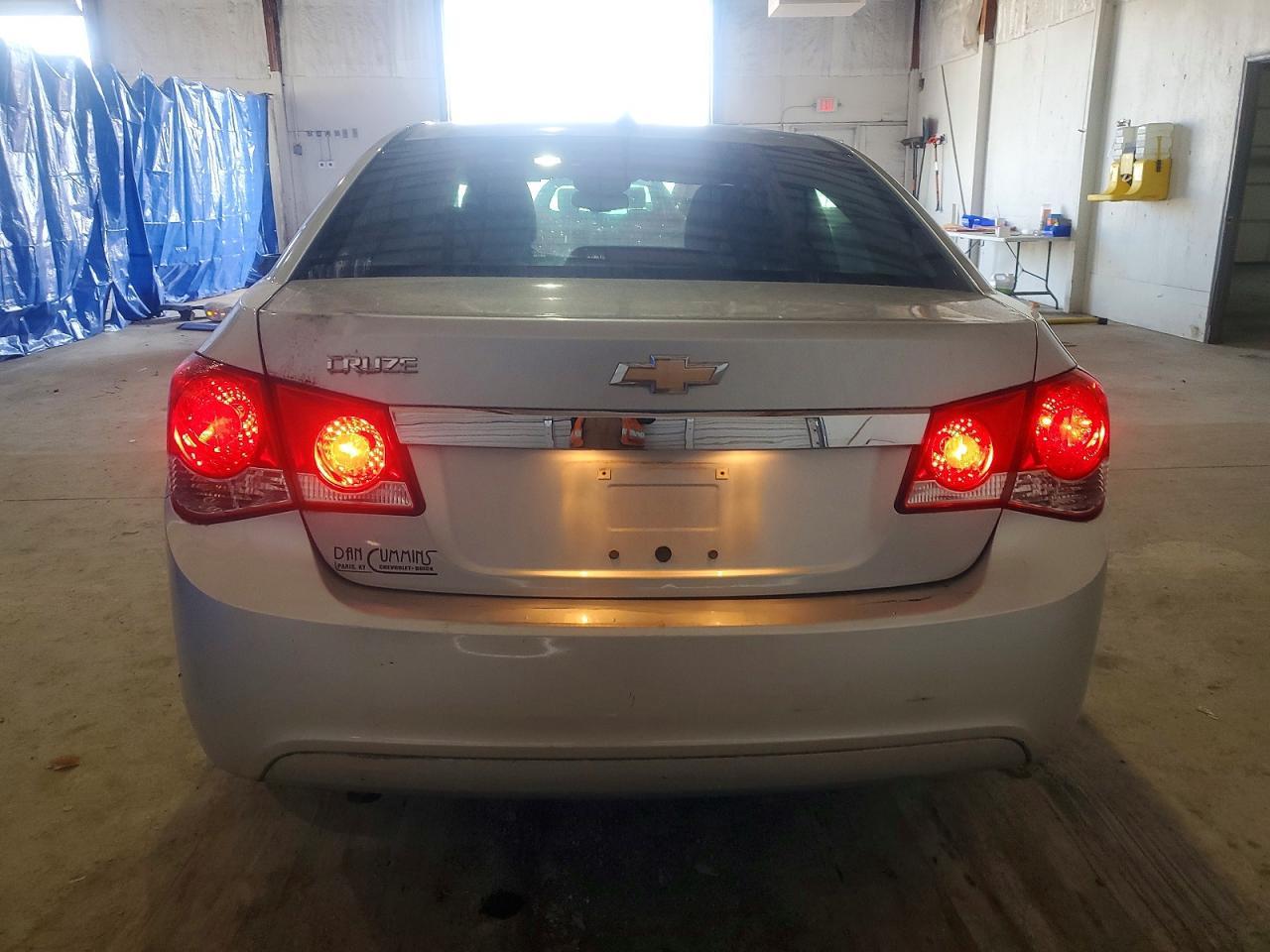 2013 Chevrolet Cruze Ls - Фото 6