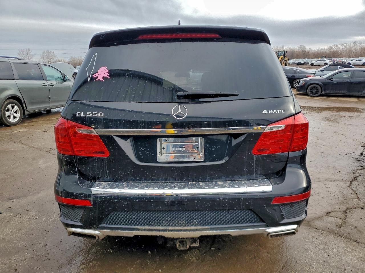 2015 Mercedes-Benz Gl 550 4Matic - Image 6