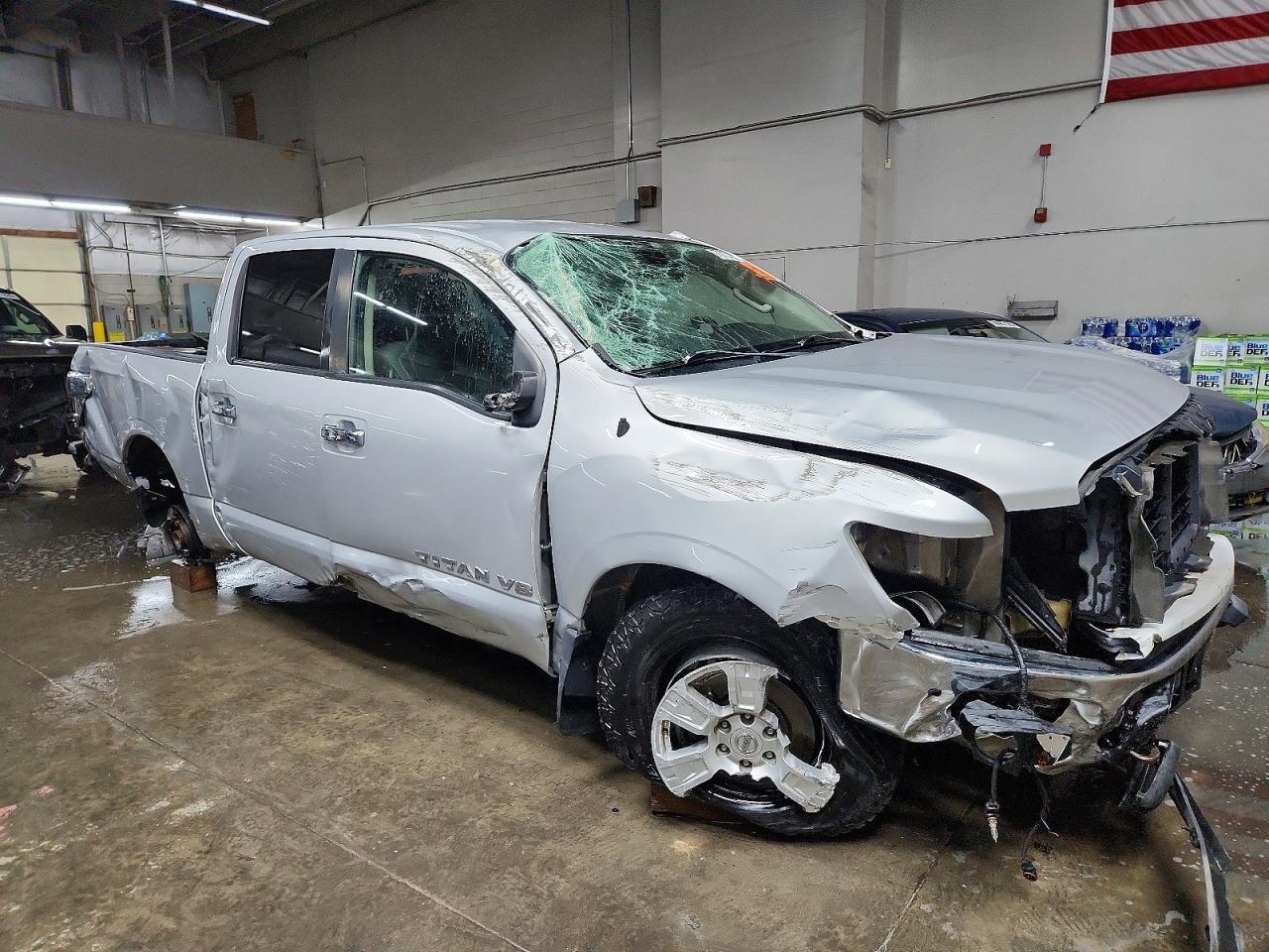 2018 Nissan Titan Sv - Фото 4