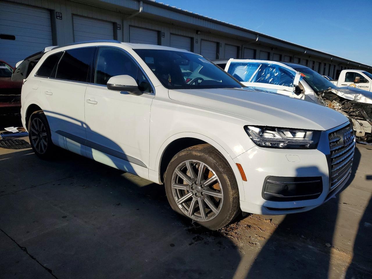 2017 Audi Q7 Premium Plus - Image 4