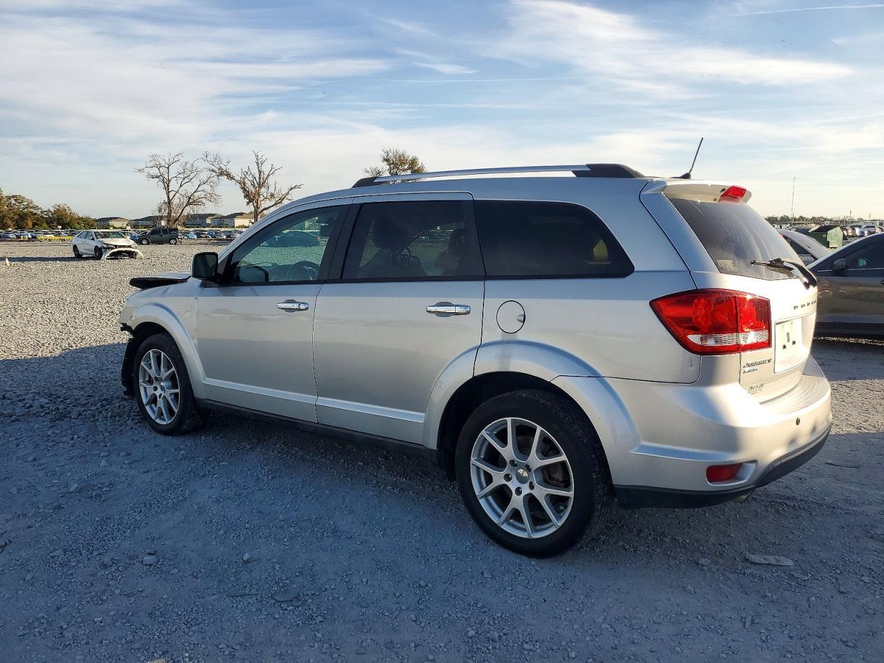 2012 Dodge Journey Crew - Фото 2