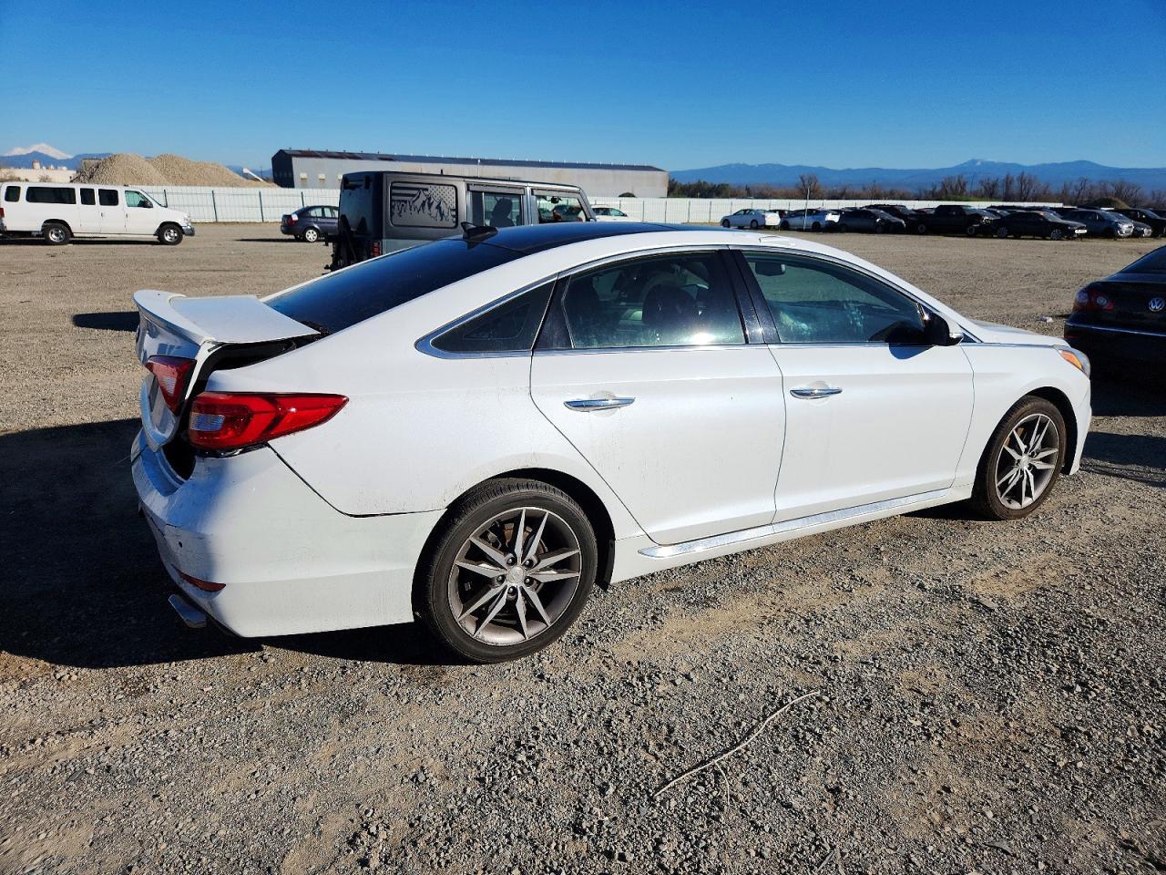 2015 Hyundai Sonata Sport - Фото 3