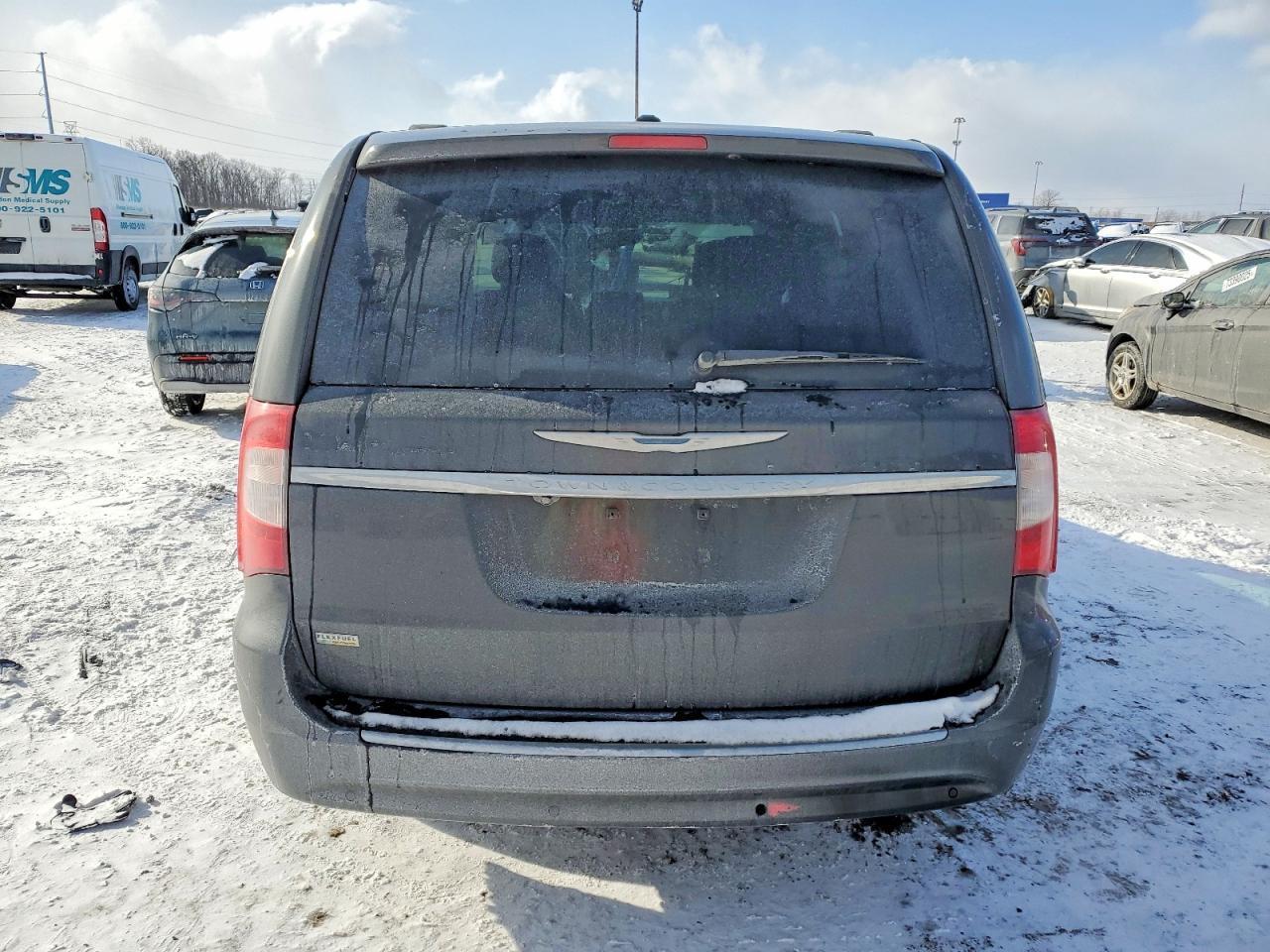 2014 Chrysler Town & Country Touring - Фото 6