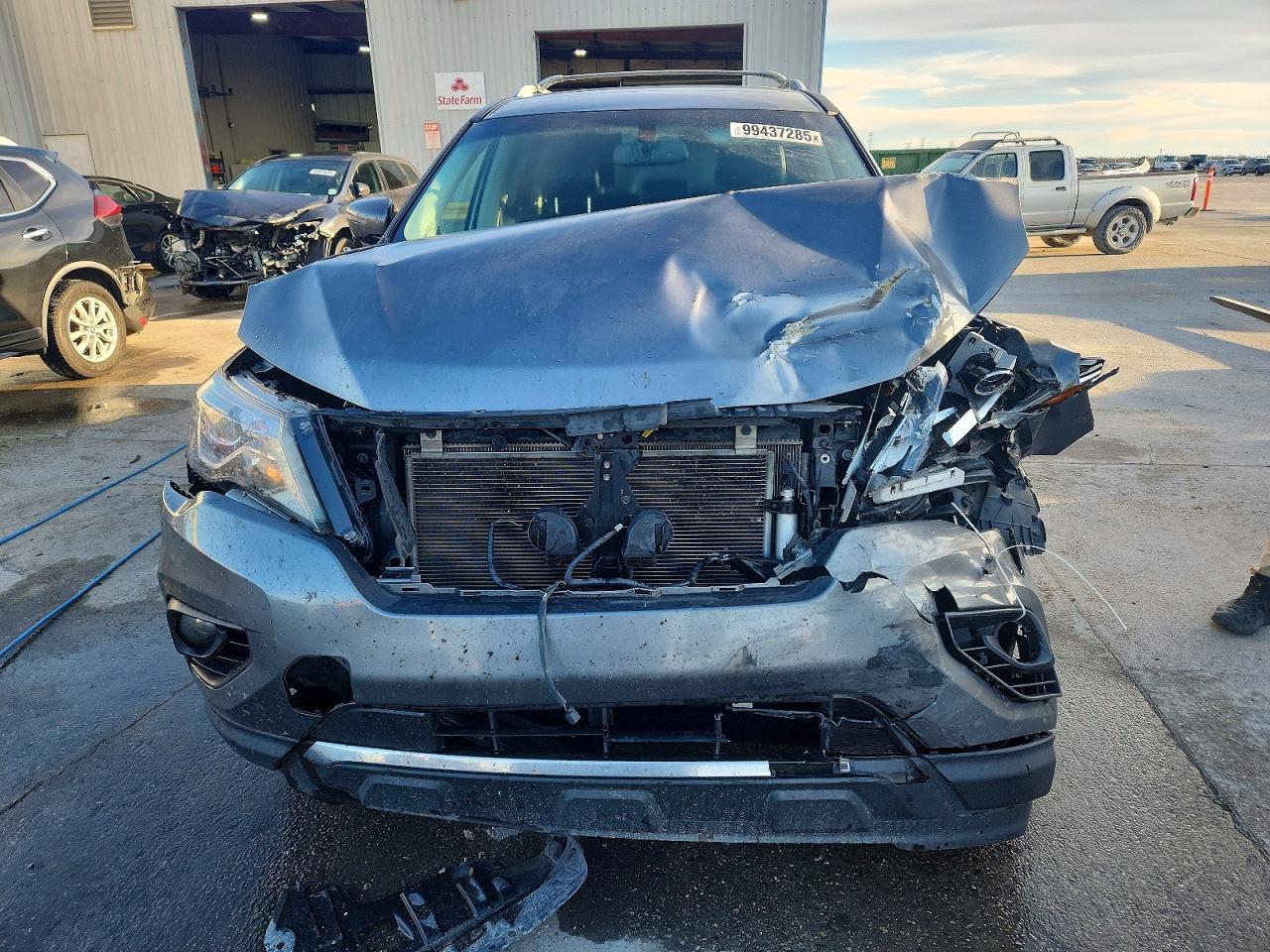 2017 Nissan Pathfinder S - Фото 5