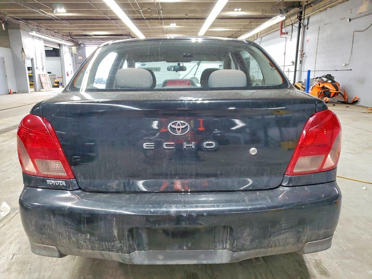 2001 Toyota Echo - Фото 6