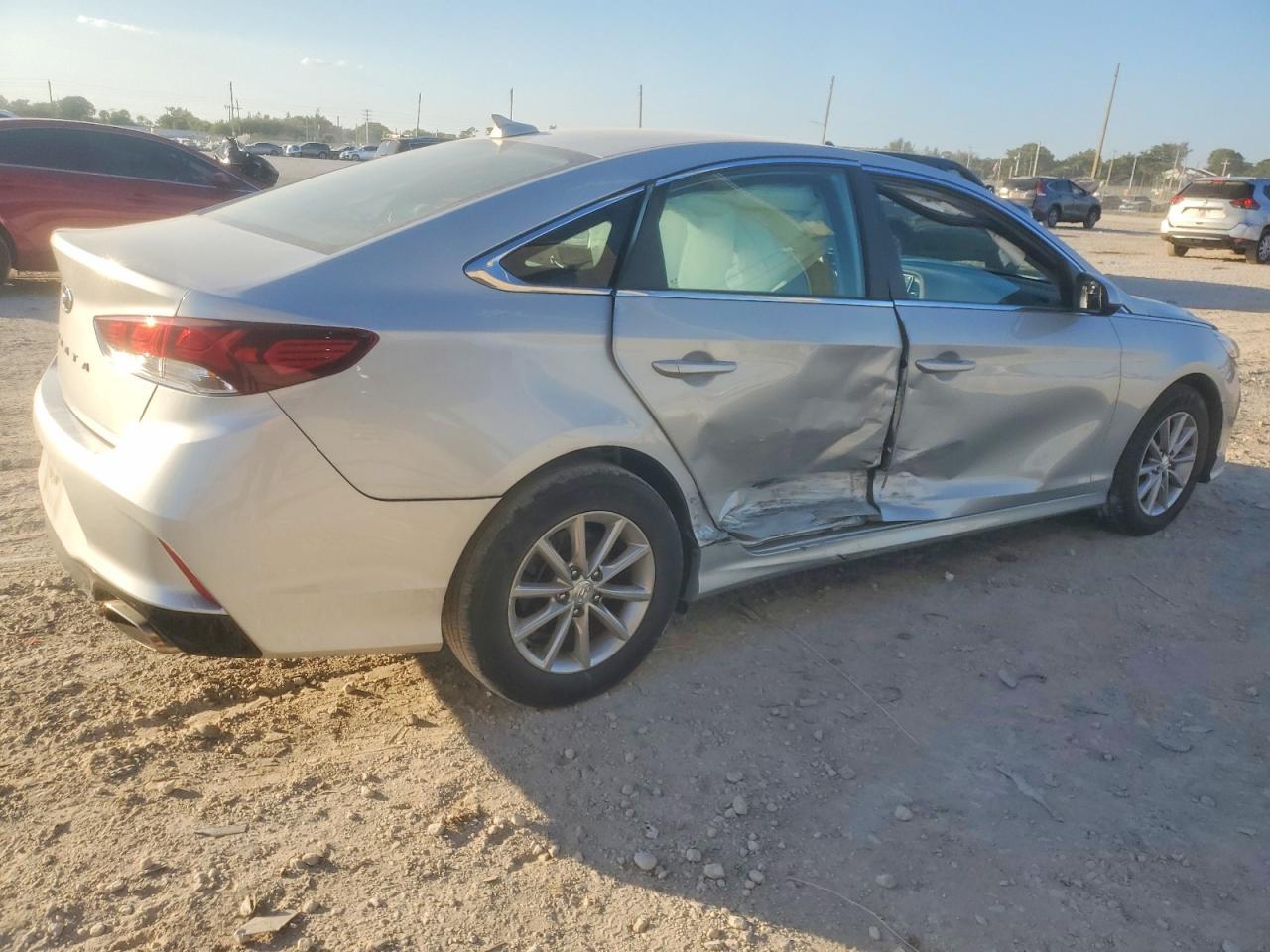 2019 Hyundai Sonata Se - Фото 3