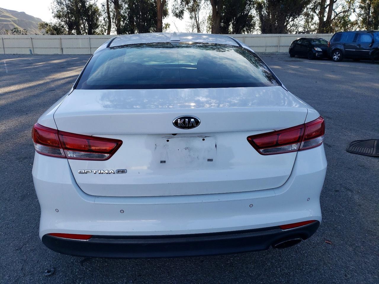 2016 Kia Optima Lx - Image 6