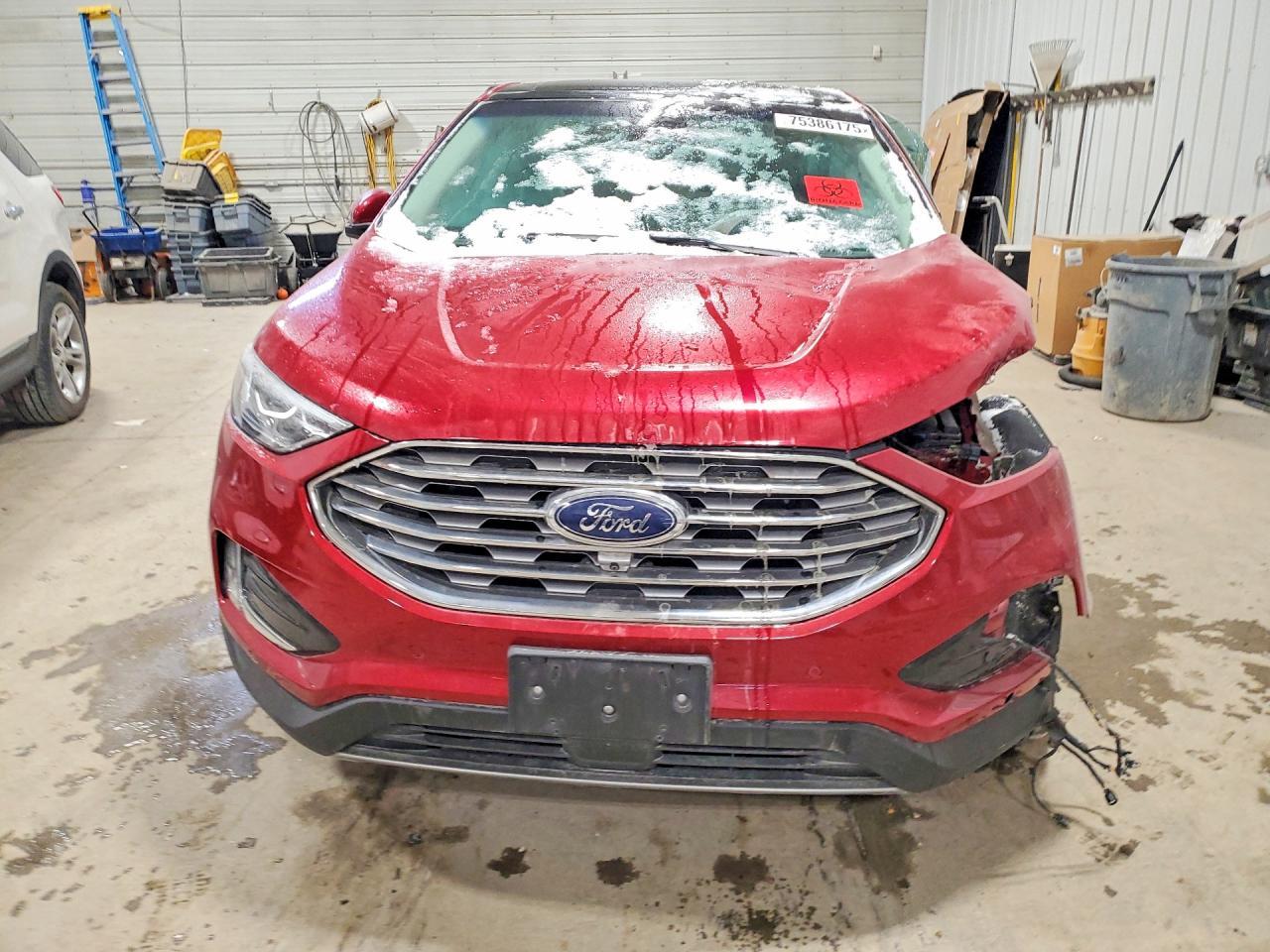 2020 Ford Edge Titanium - Image 5