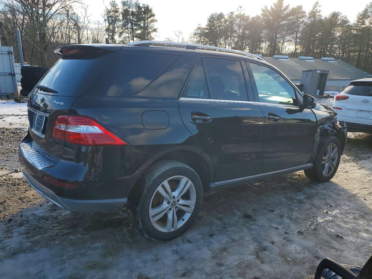 2014 Mercedes-Benz Ml 350 4Matic - Image 3