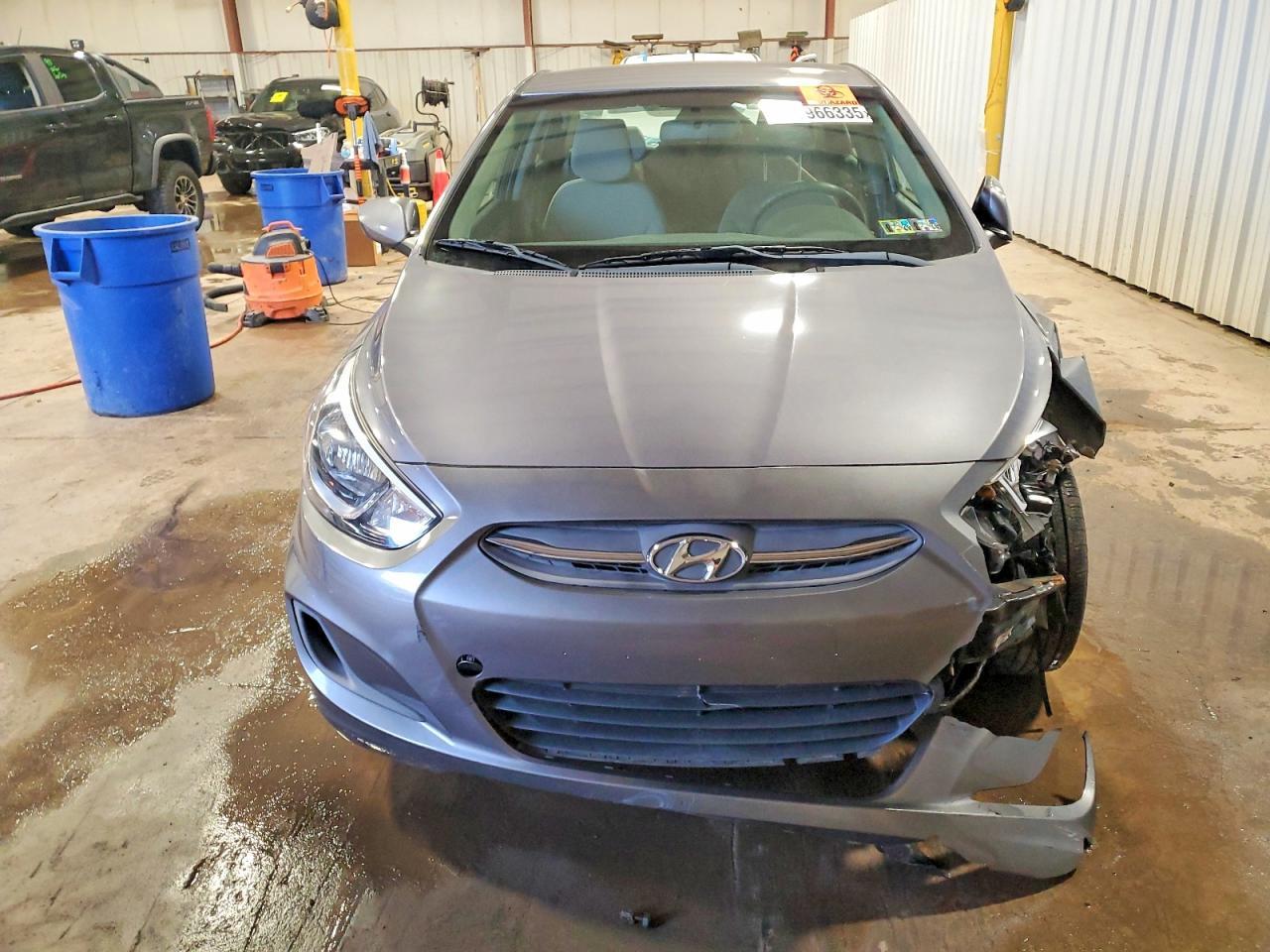 2017 Hyundai Accent Se - Фото 5