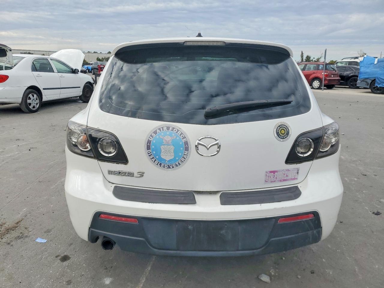 2007 Mazda 3 Hatchback - Фото 6