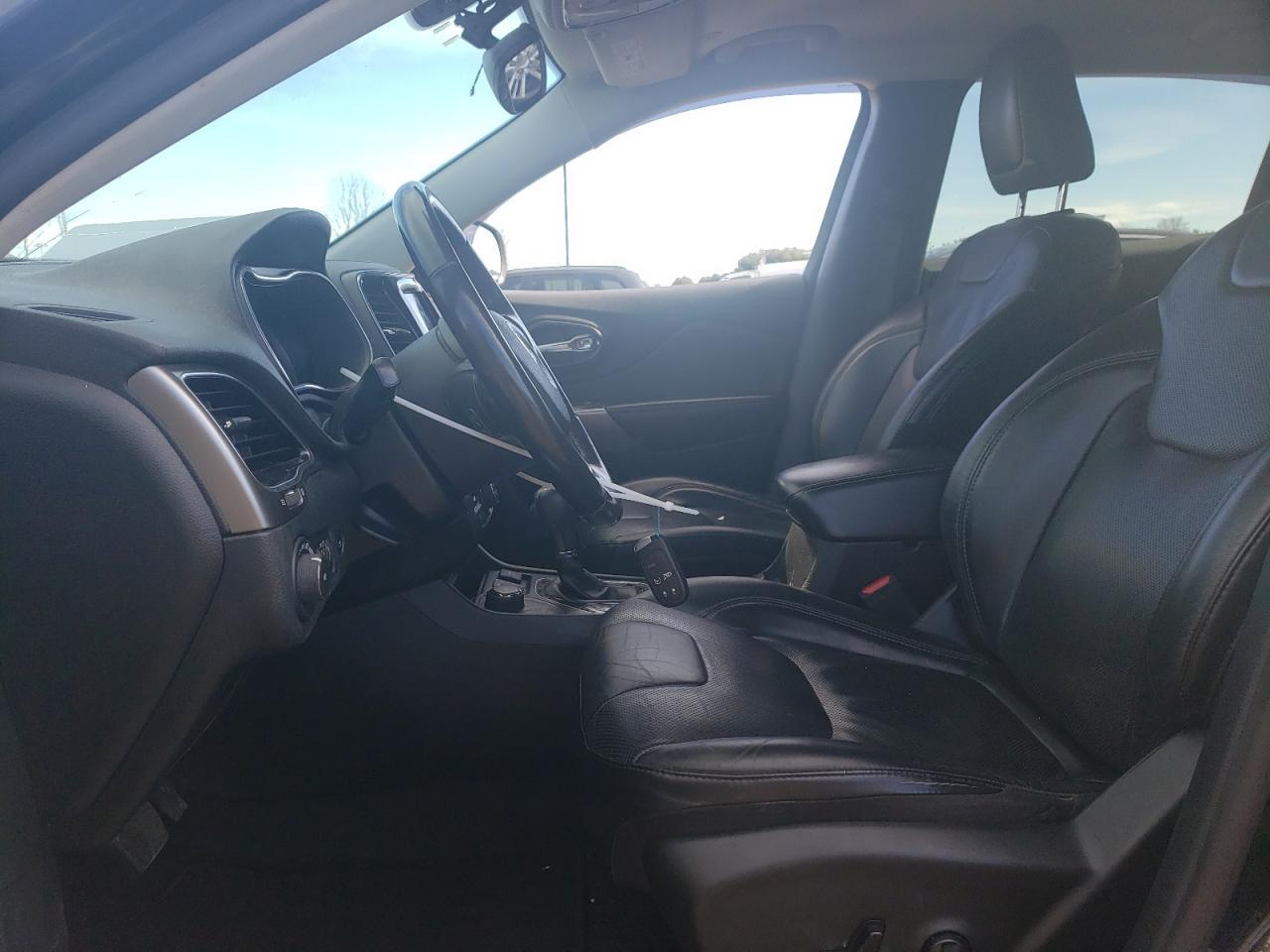 2020 Jeep Cherokee Limited - Image 7