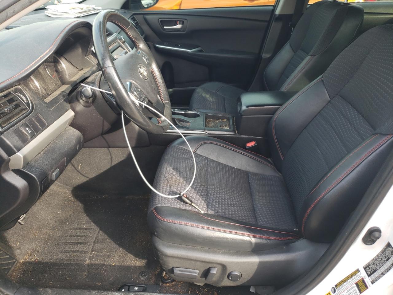 2015 Toyota Camry Se - Image 7
