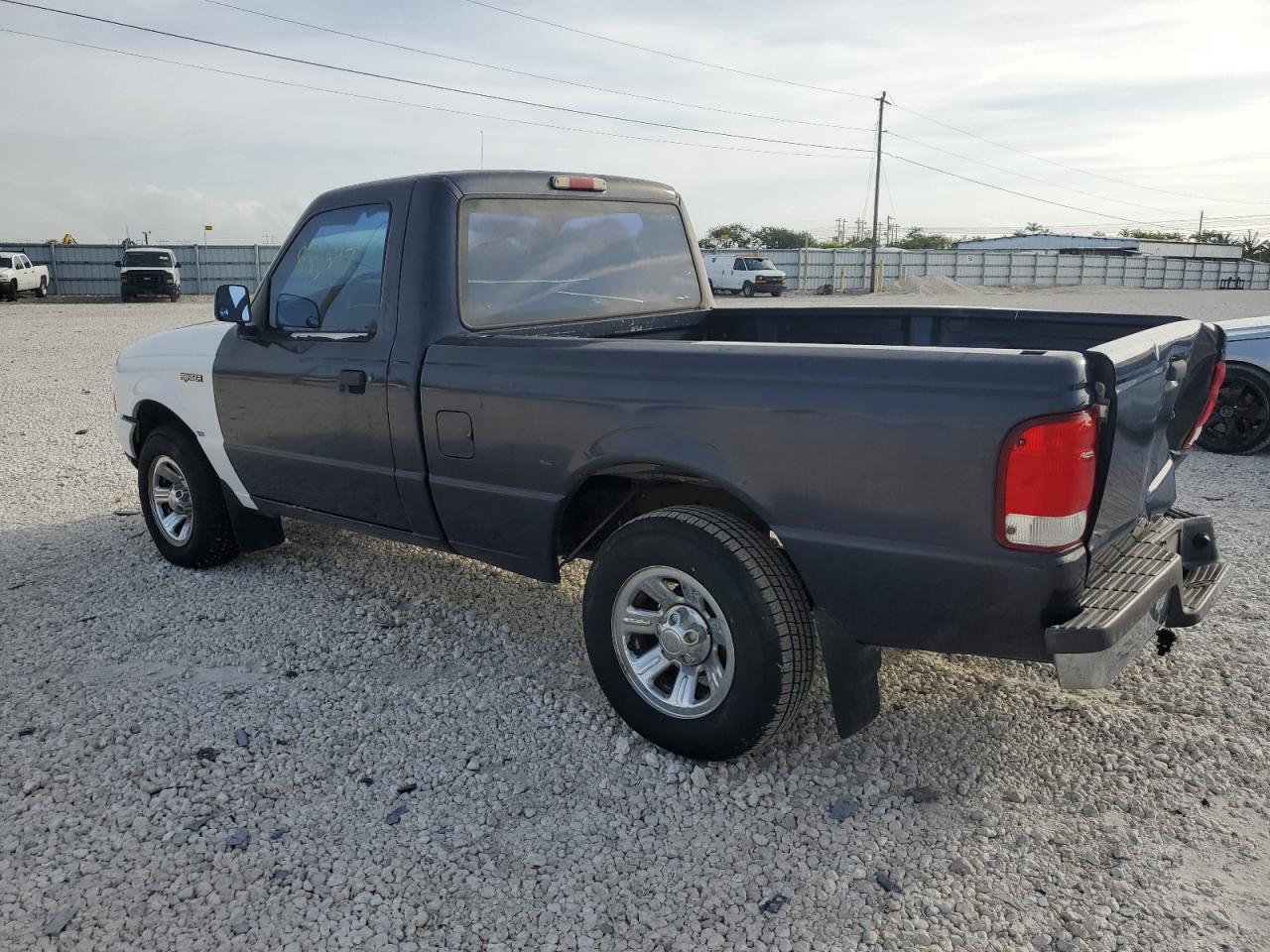 2000 Ford Ranger - Фото 2