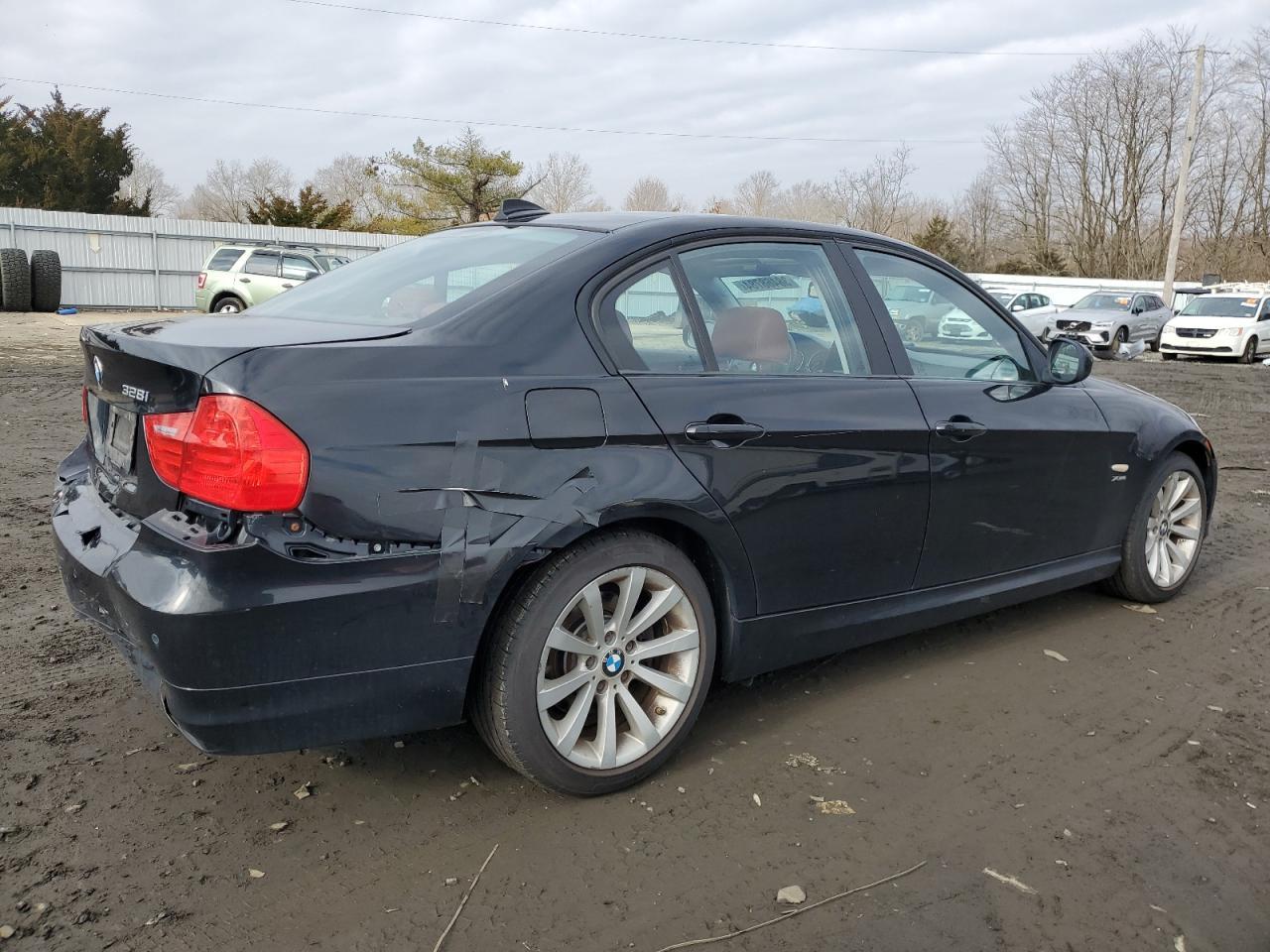 2011 BMW 328 Xi - Фото 3