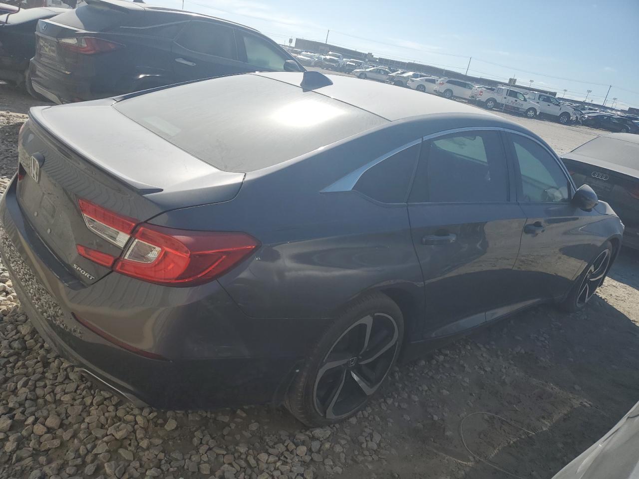 2019 Honda Accord Sport - Image 3