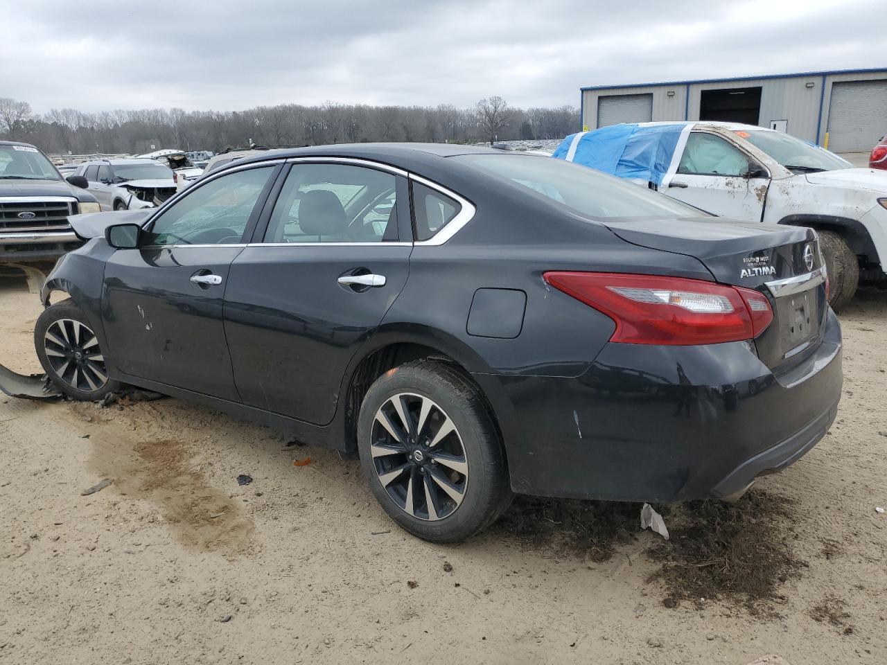 2018 Nissan Altima 2.5 - Image 2