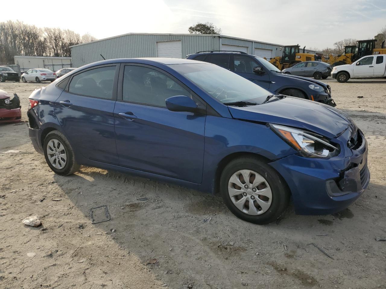 2017 Hyundai Accent Se - Фото 4