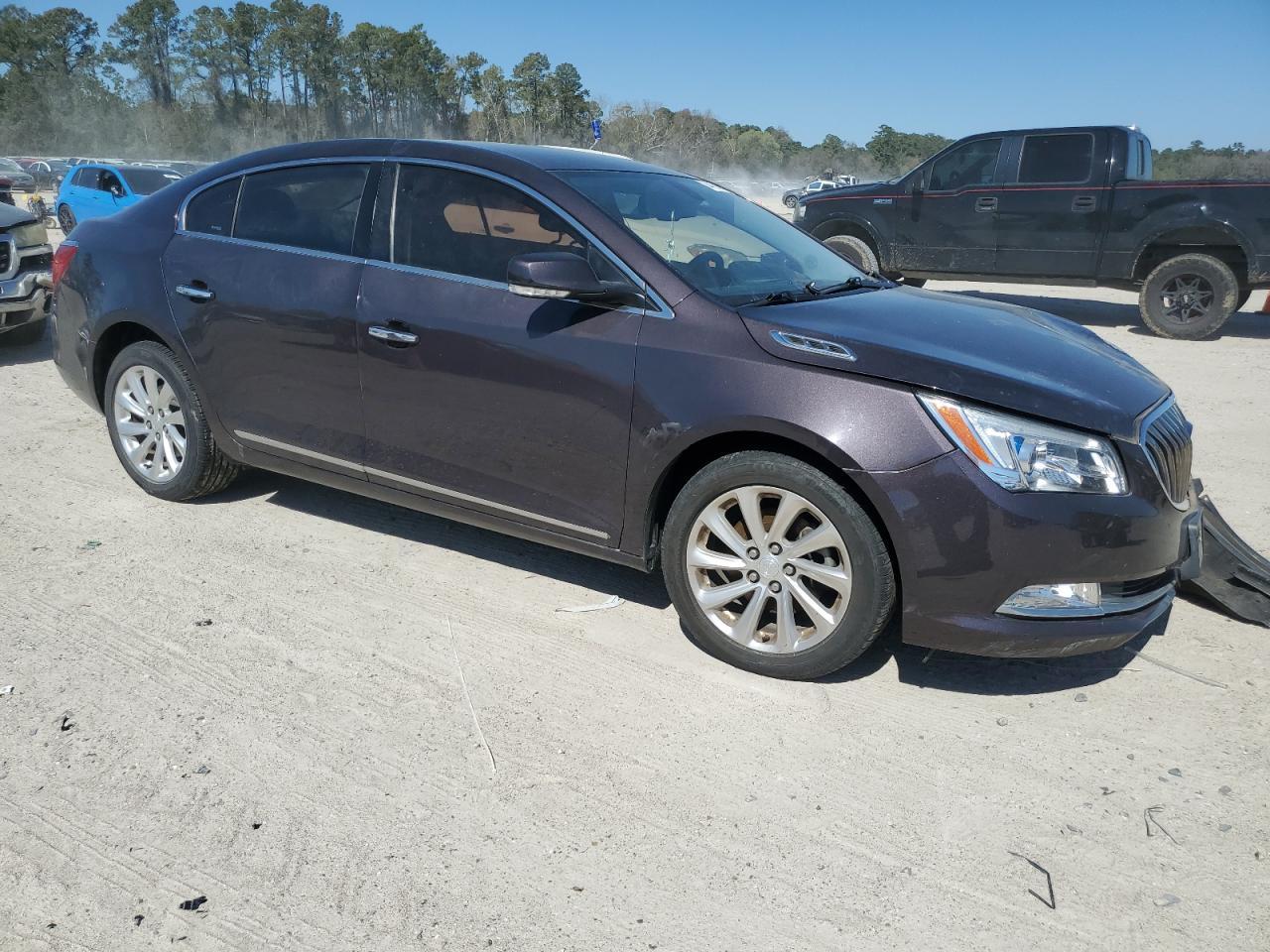 2015 Buick Lacrosse - Image 4