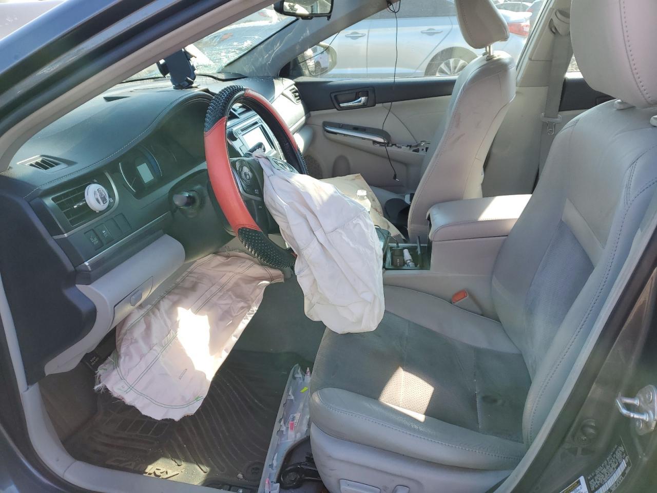 2013 Toyota Camry Hybrid - Фото 7