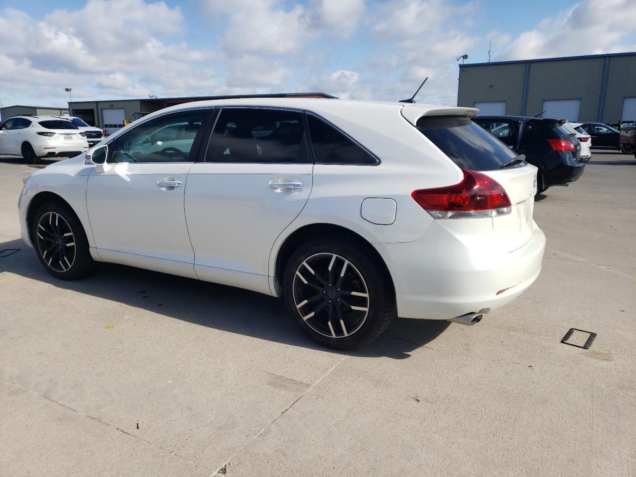 2013 Toyota Venza Le - Фото 2