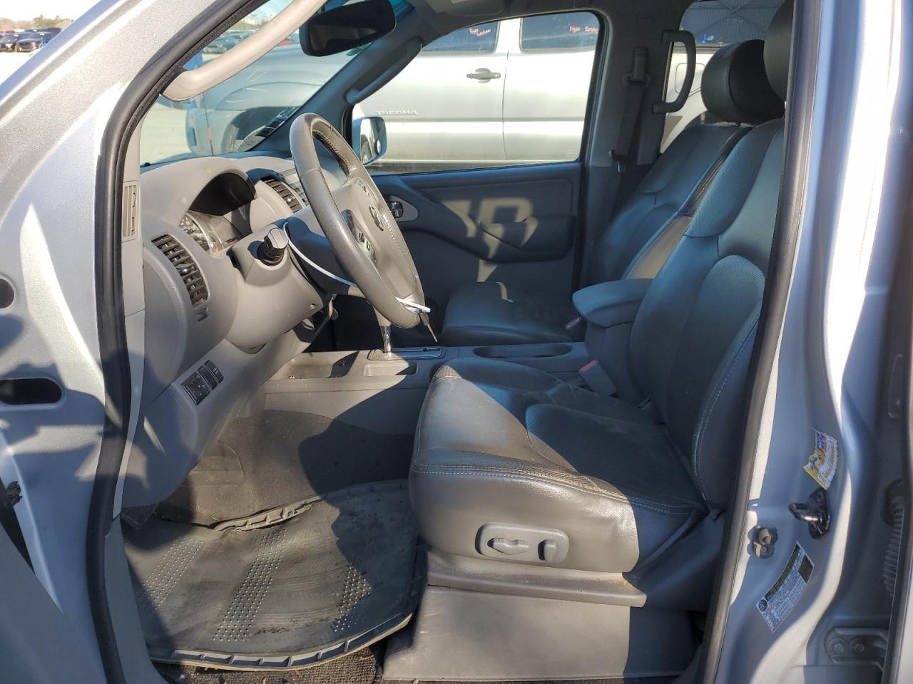 2007 Nissan Frontier Crew Cab Le - Image 7