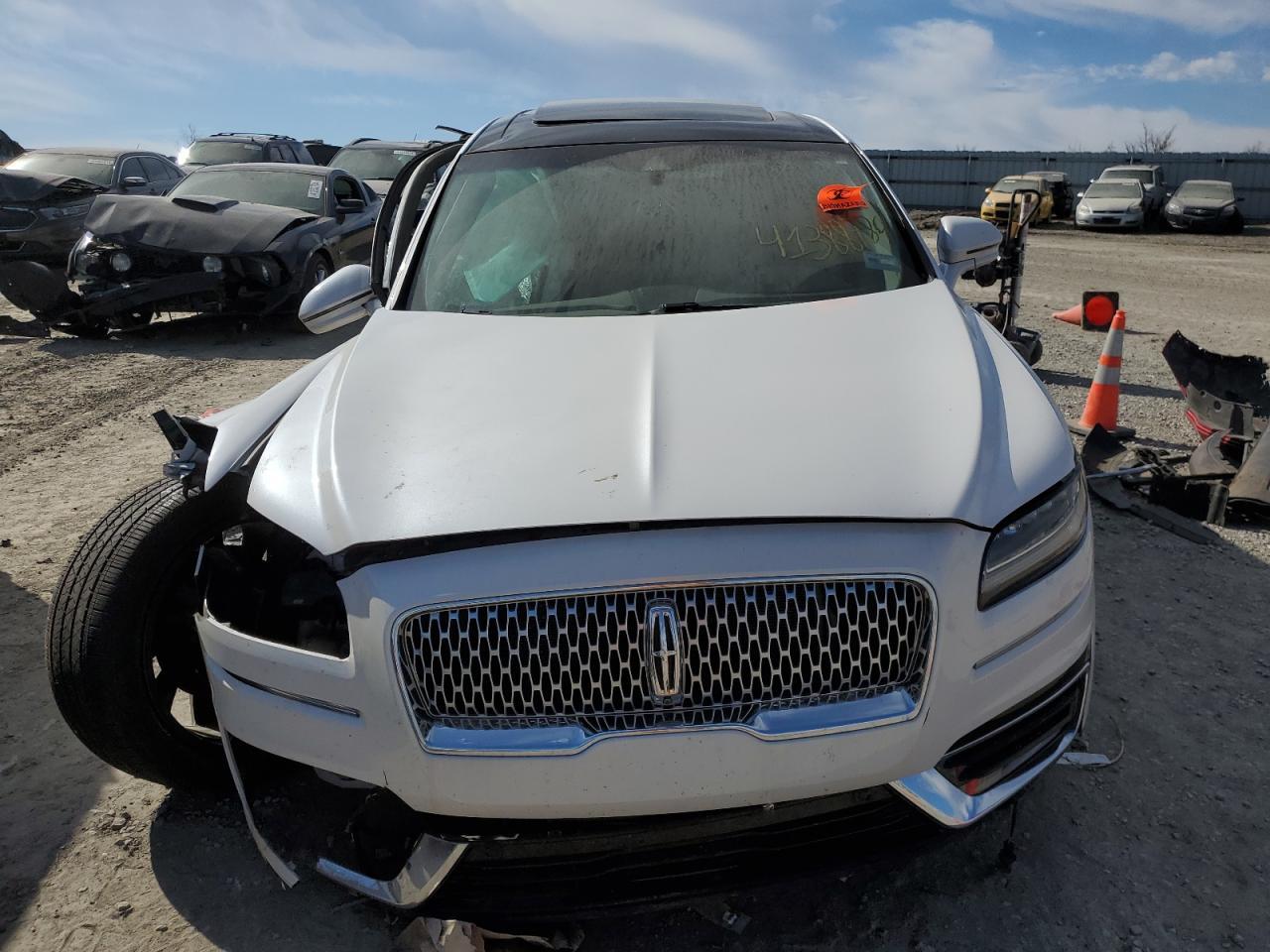 2019 Lincoln Nautilus Reserve - Image 5