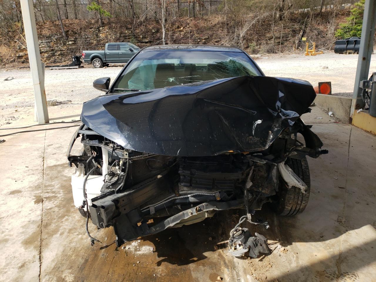 2017 Toyota Camry Le - Фото 5